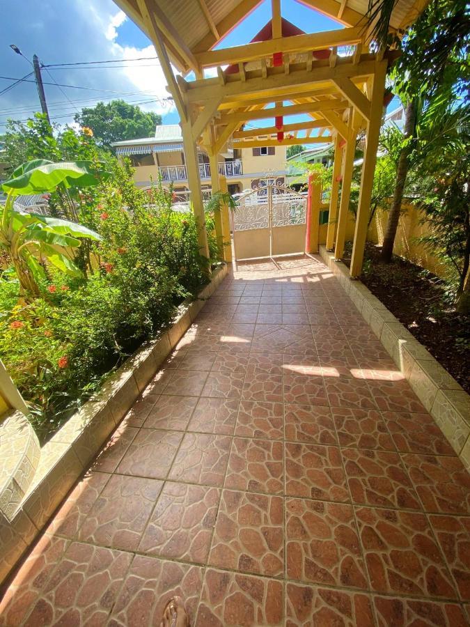 Appartement Moderne A Pointe Noire 36 M² Piscine & Jacuzzi Ngoại thất bức ảnh