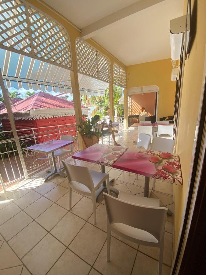 Appartement Moderne A Pointe Noire 36 M² Piscine & Jacuzzi Ngoại thất bức ảnh